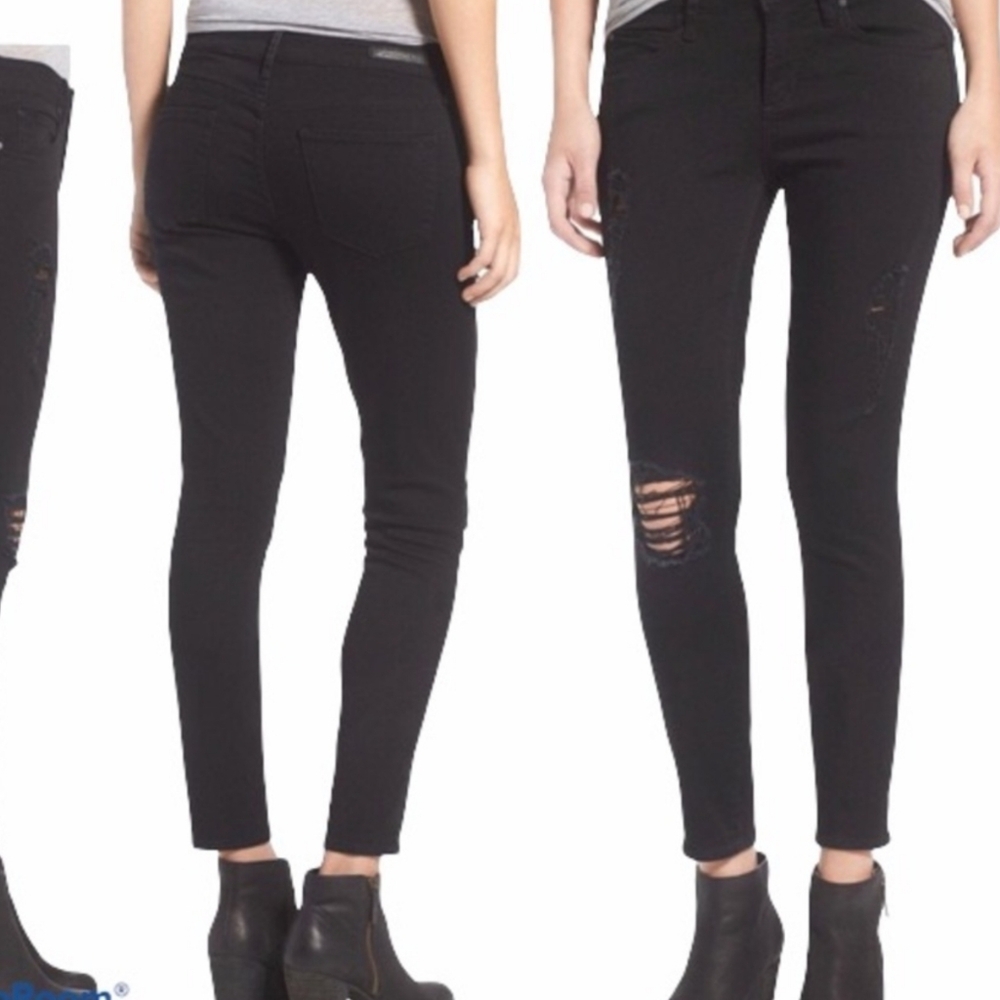 Articles of Society Sarah Distressed Skinny Jeans